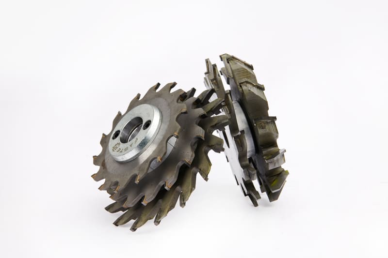 Dao-phay-do-nhom-PMA-chia-khung-3-tang-180121-2