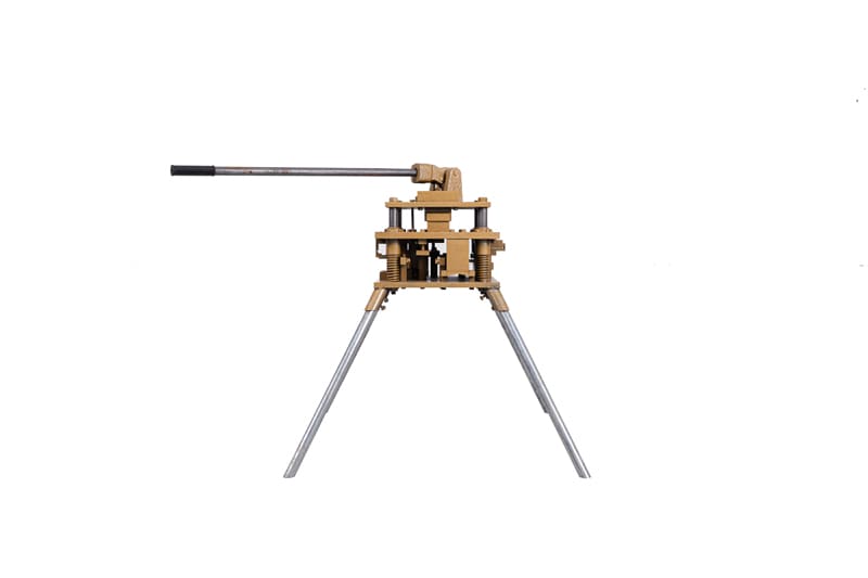 May-dot-dap-co-he-Viet-Phap-he-55-vat-canh-14-dao-180121-4 Máy đột dập nhôm Việt pháp, hệ 55 vát cạnh – 14 dao cơ3