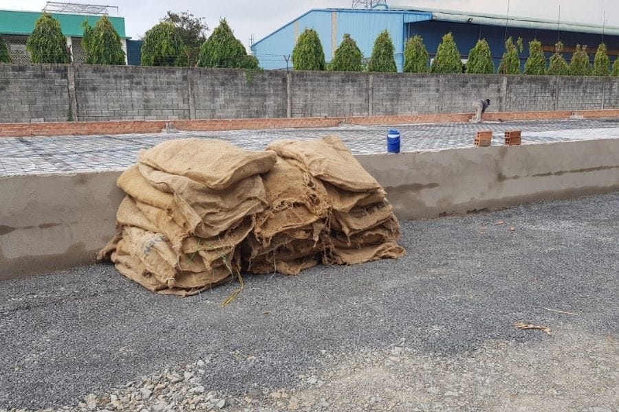 Bao bố dùng trong bảo dưỡng bê tông cũ