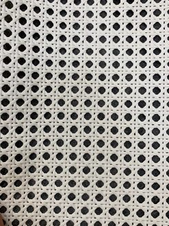 Mây Mắt Cáo Nhựa Trắng Trơn Việt Nam | VNTT01